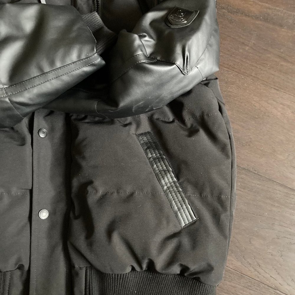 Denium District: Hood Jacket, Soft Leatherlike Sleeves & Faux Fur Trim - black - Picture 5 of 13
